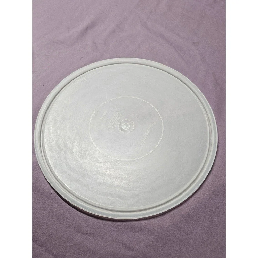 Vintage Tupperware Sheer Cupcake Keeper #242 w/Lid Seal #224 READ